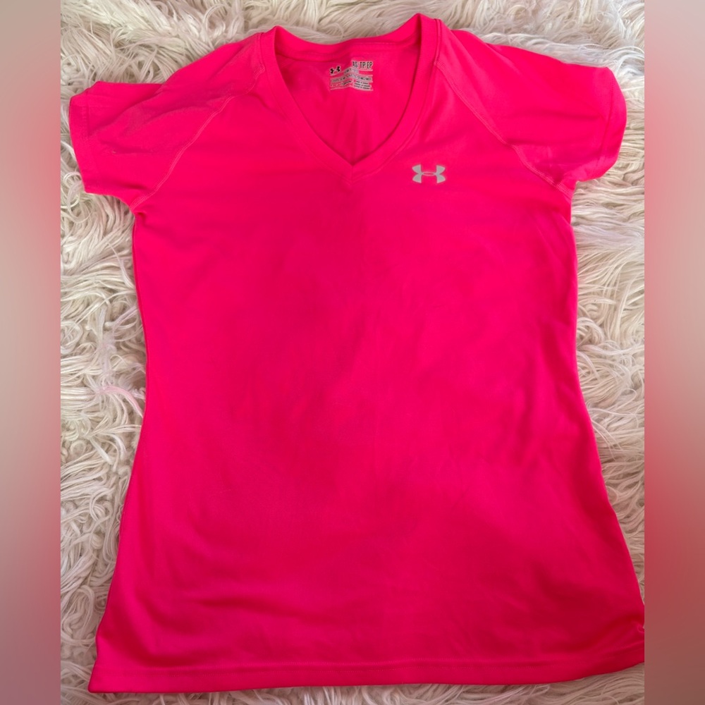 Under Armour HeatGear Semi-Fitted V-Neck Tee Pink XS Athletic Gym Workout